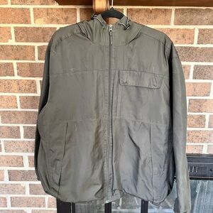 RedHead Men's Dark Green Windbreaker